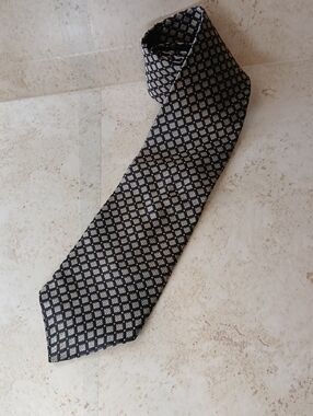 Classic Black & Silver Geometric Men's Silk Tie by Geoffrey Beene